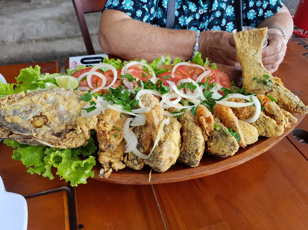 Praia das Pedrinhas-Sao Goncalo必去景点