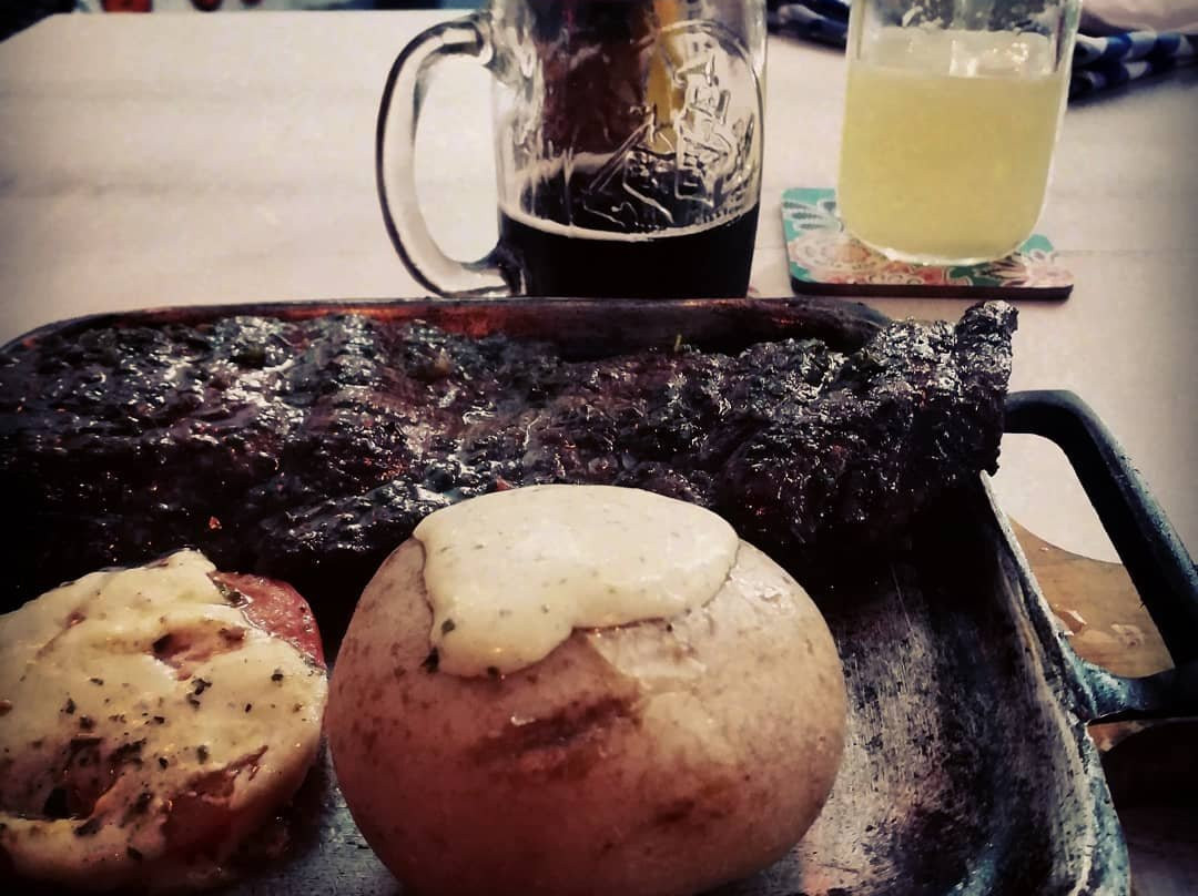 Chachagui餐馆和美食-La Costillería - Casa Brasil