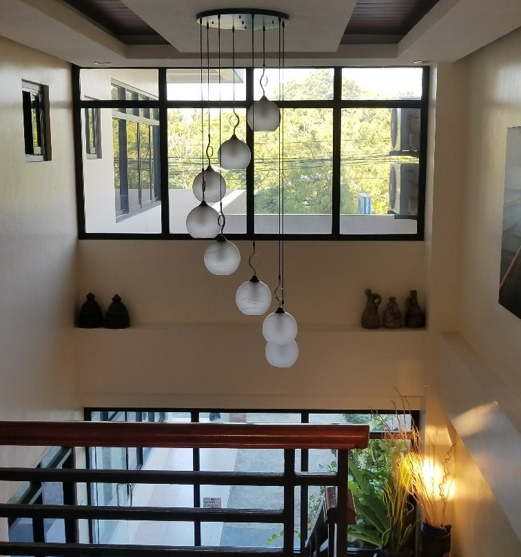 RedDoorz @ La Trinidad Pension House Aklan主图