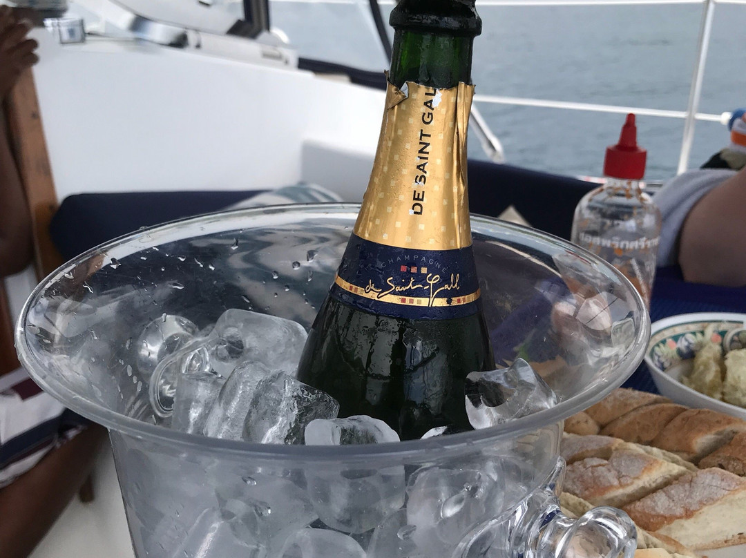 Stargazer Sailing Charters-长滩岛必去景点