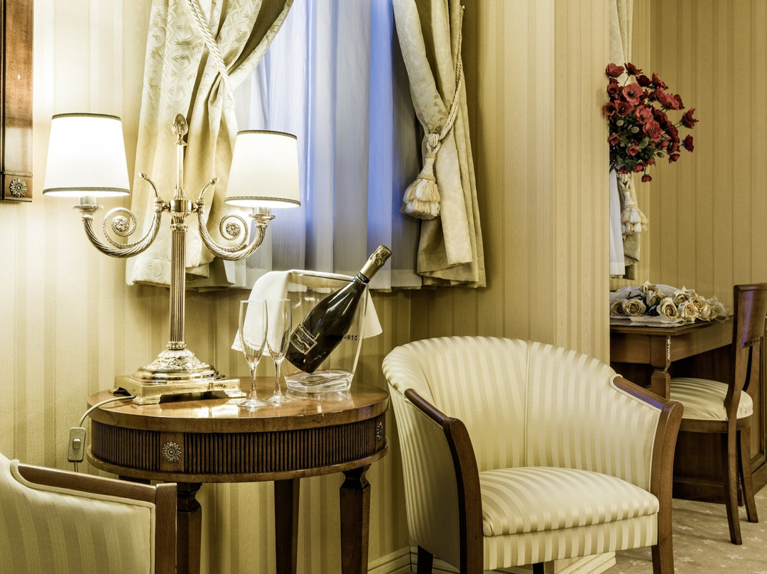 Hotel Paradise主图