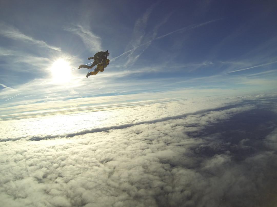 Skydive Lillo景点图片