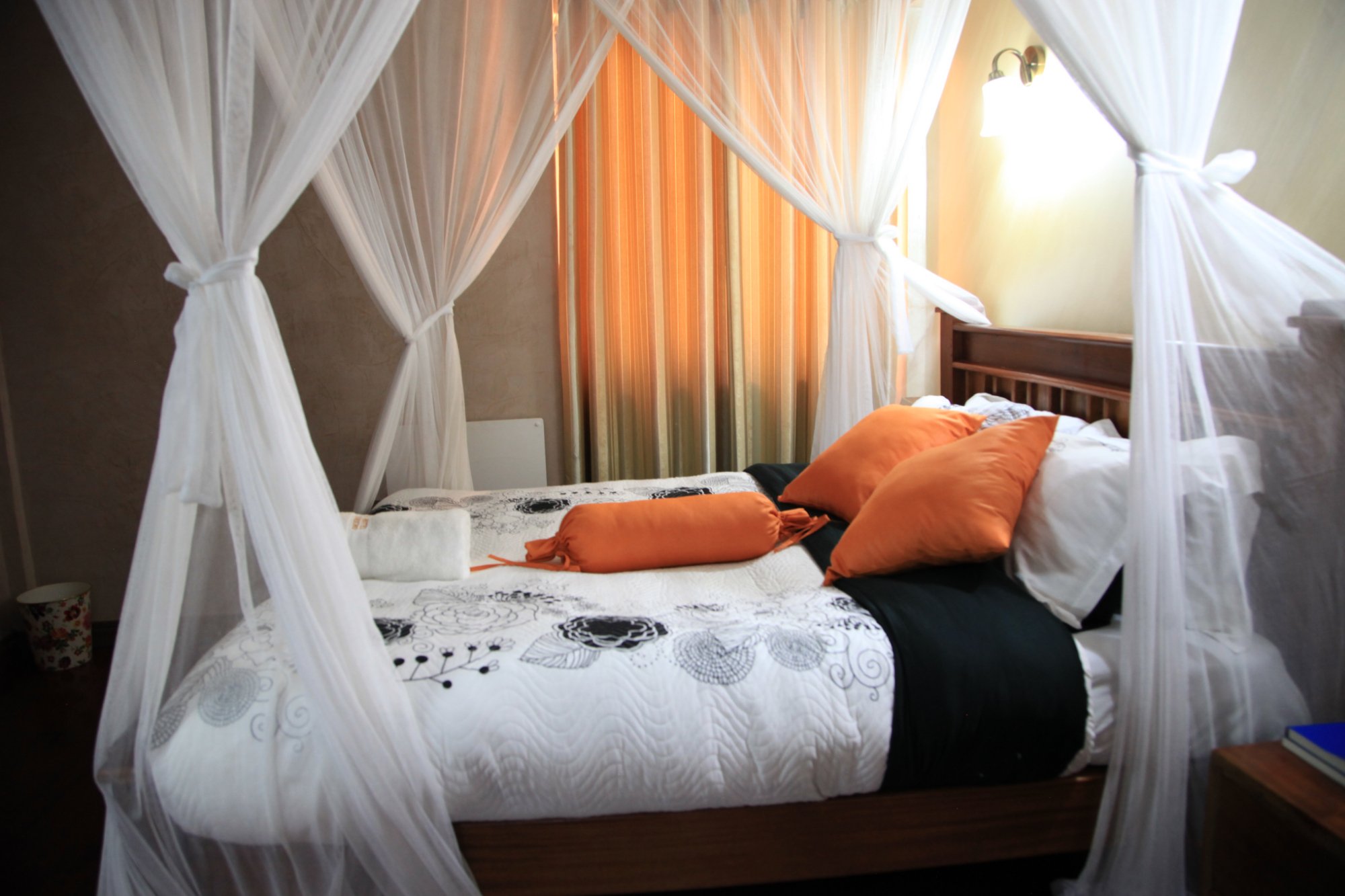 Sunshine Hotel-官方