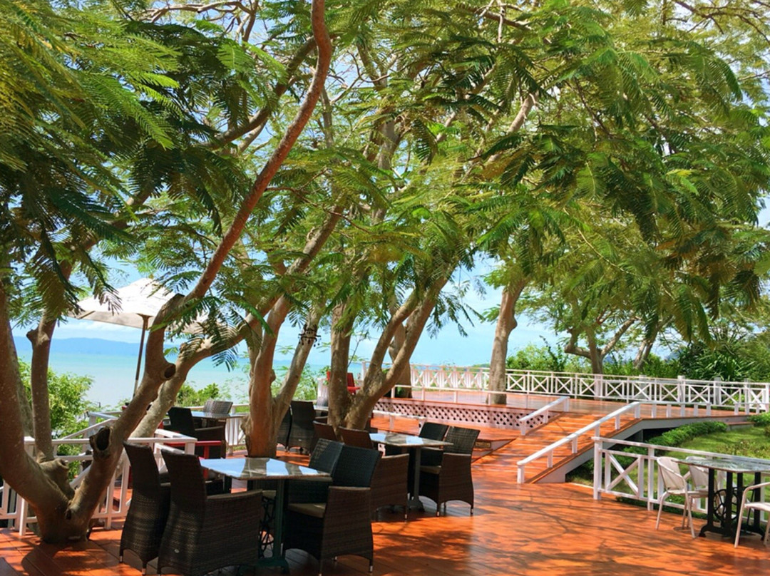 Hug Village-廊塞必去景点