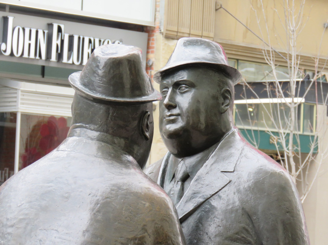 Conversation Sculpture-卡尔加里必去景点