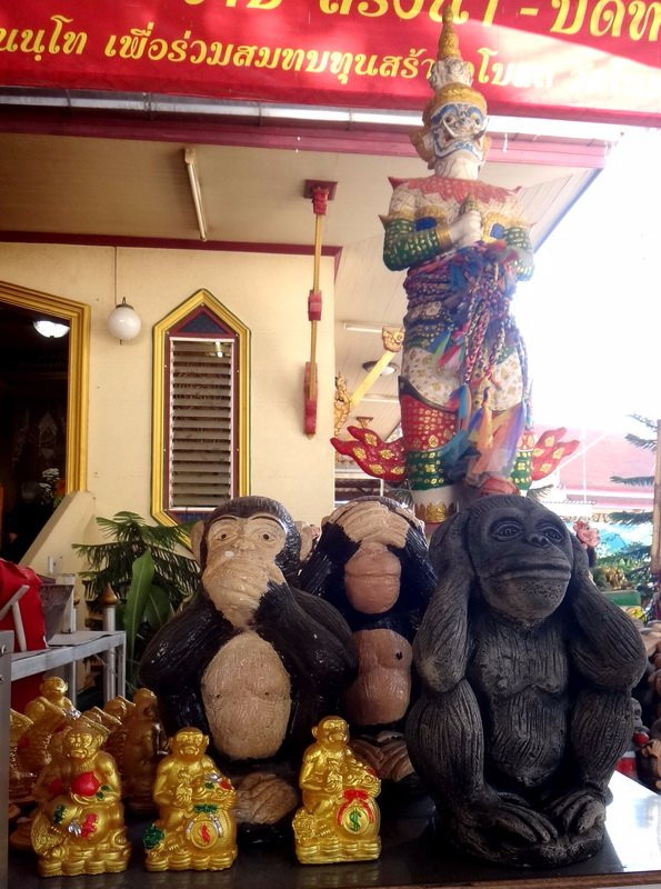 Wat Phothawas-素叻他尼必去景点