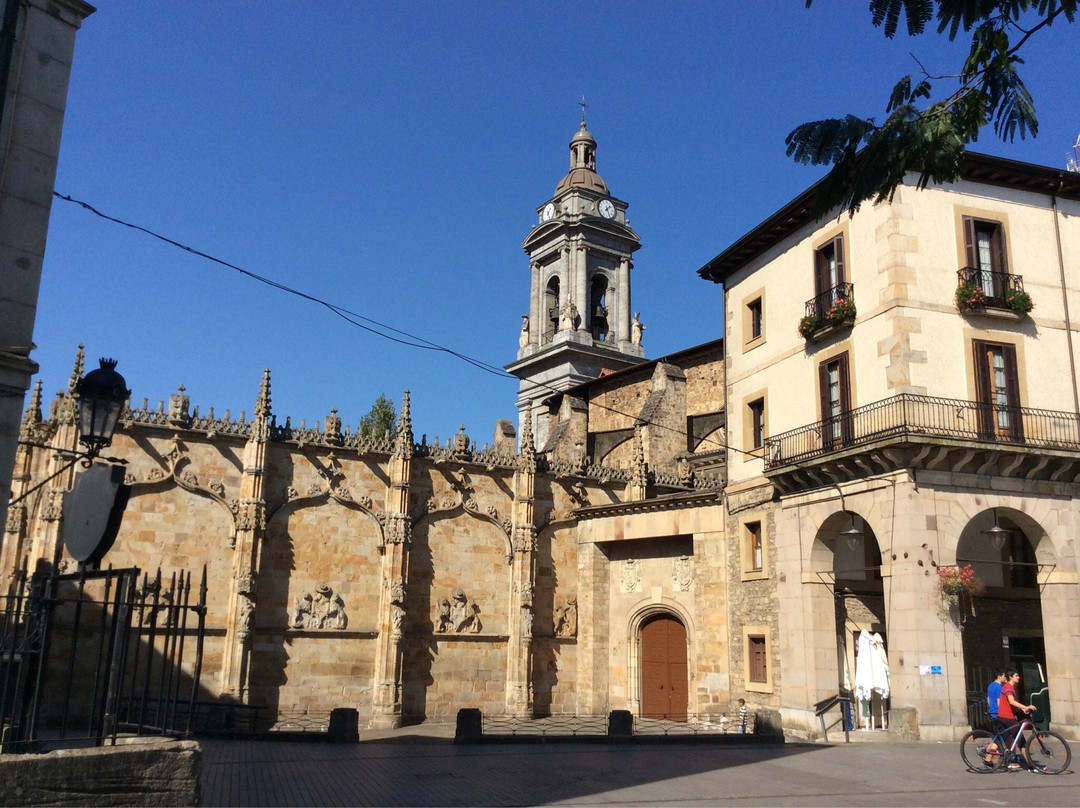 Universidad de Sancti Spiritus desde la Oficina de Turismo de Onati景点图片