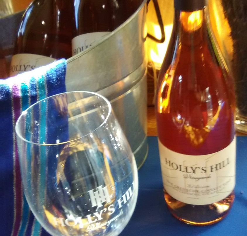 Holly's Hill Vineyards & Brewery景点图片