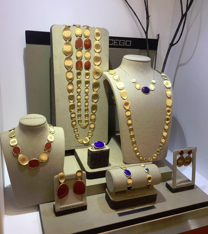 Leeds & Son Fine Jewelers-棕榈沙漠必去景点