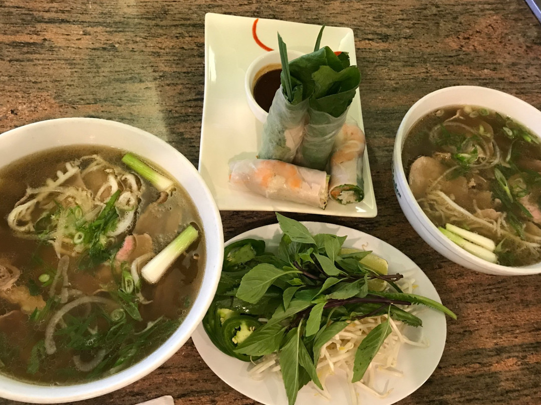 Pho Ao Sen