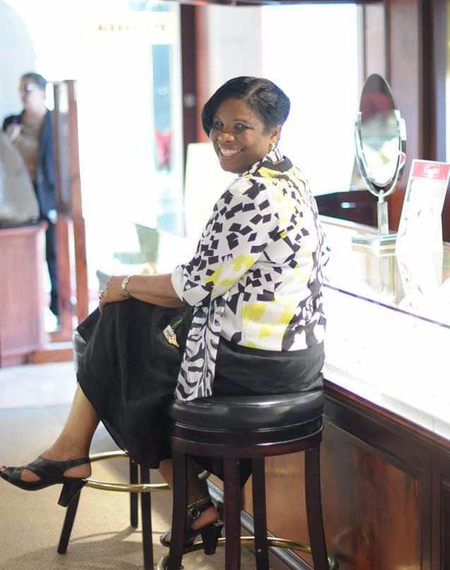 卡多珠宝店-夏洛特阿马利亚必去景点