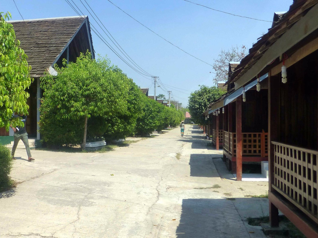 Oak Thar Kyaw Hotel主图