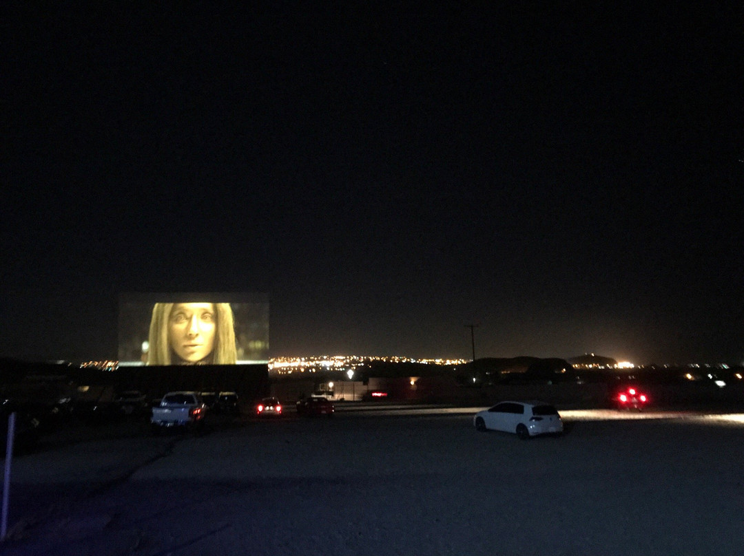 Skyline Drive-in-巴斯托必去景点