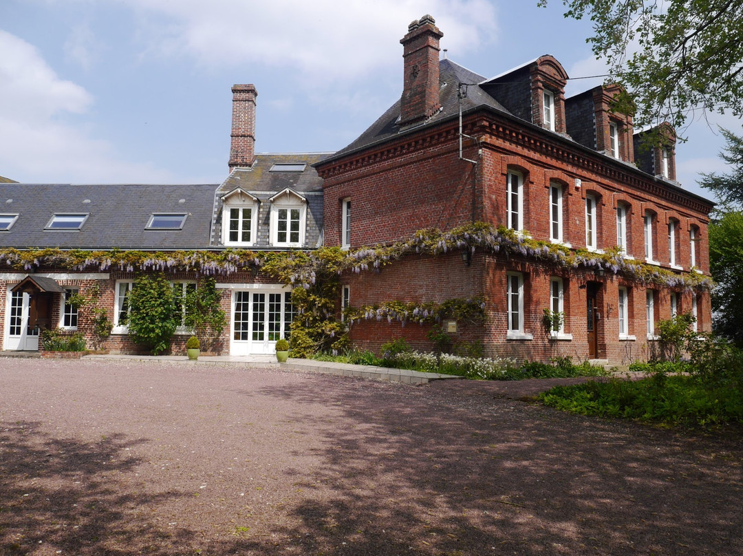 Forges-les-Eaux酒店住宿-Chambres d'Hotes Et Roulottes Le Clos Du Quesnay