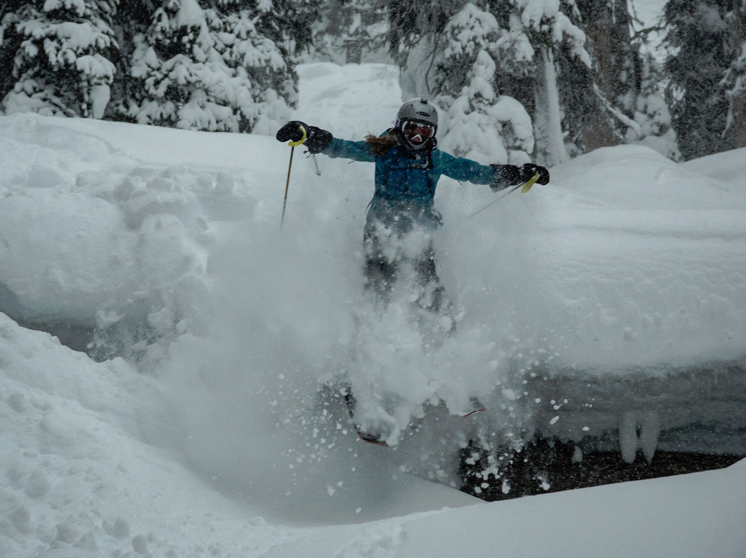 Chatter Creek-戈尔登必去景点