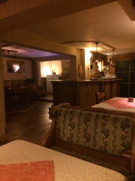 希尔施普龙旅馆-官方