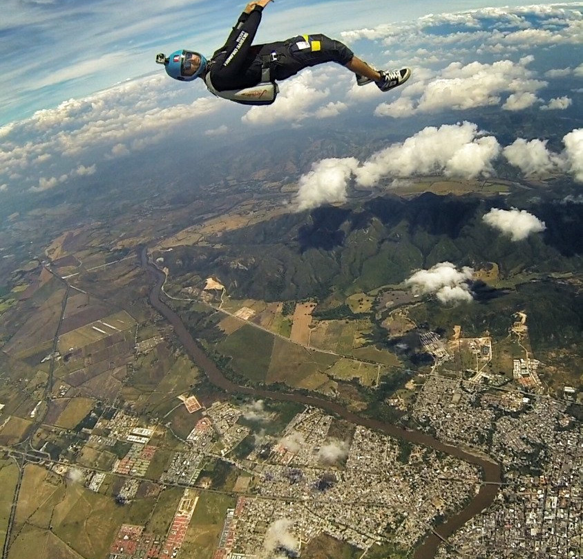 Skydive Colombia-波哥大必去景点