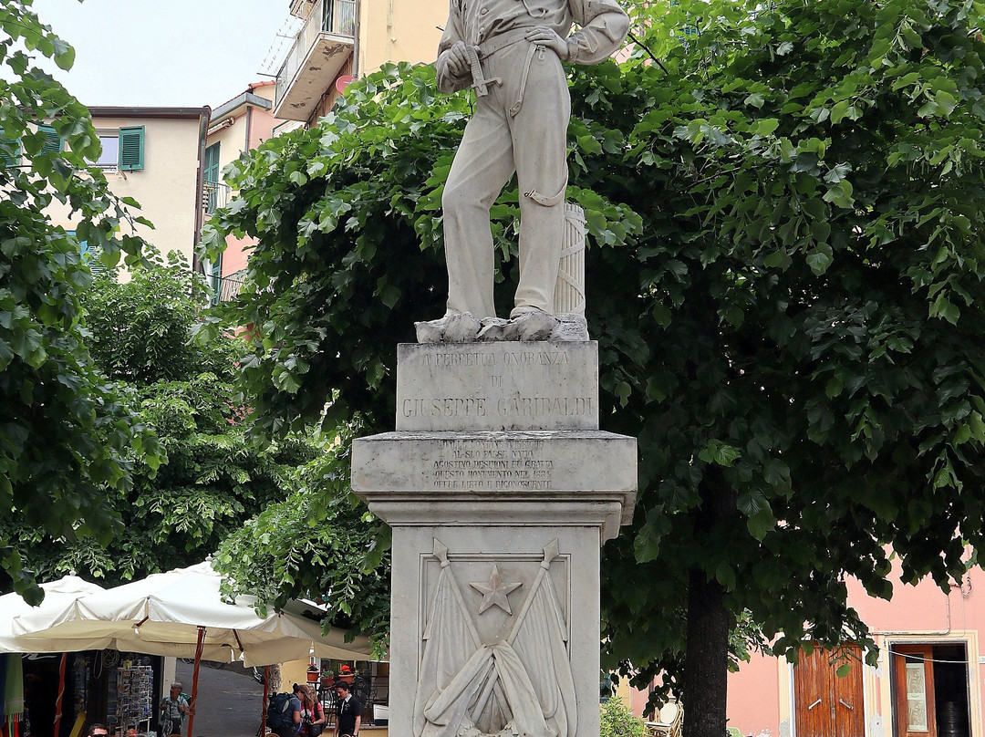 Monumento a Giuseppe Garibaldi-滨海蒙特罗梭必去景点