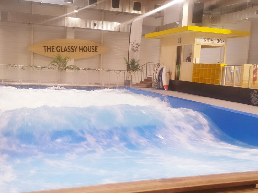 The Glassy House景点图片