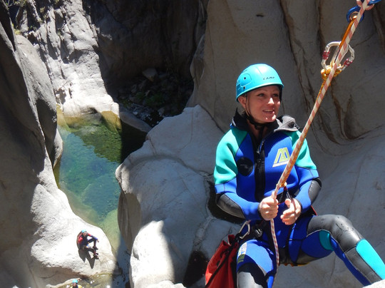 Roc Evolution-Ravine des Cabris必去景点