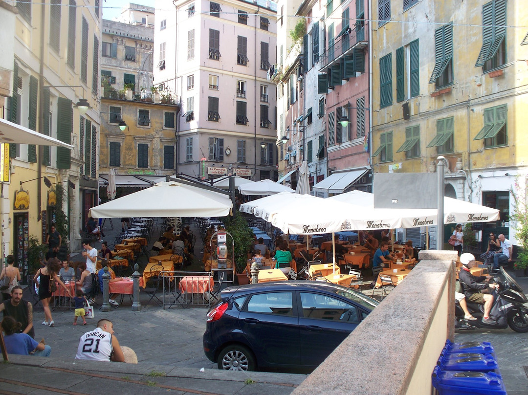 Piazza delle Erbe-热那亚必去景点