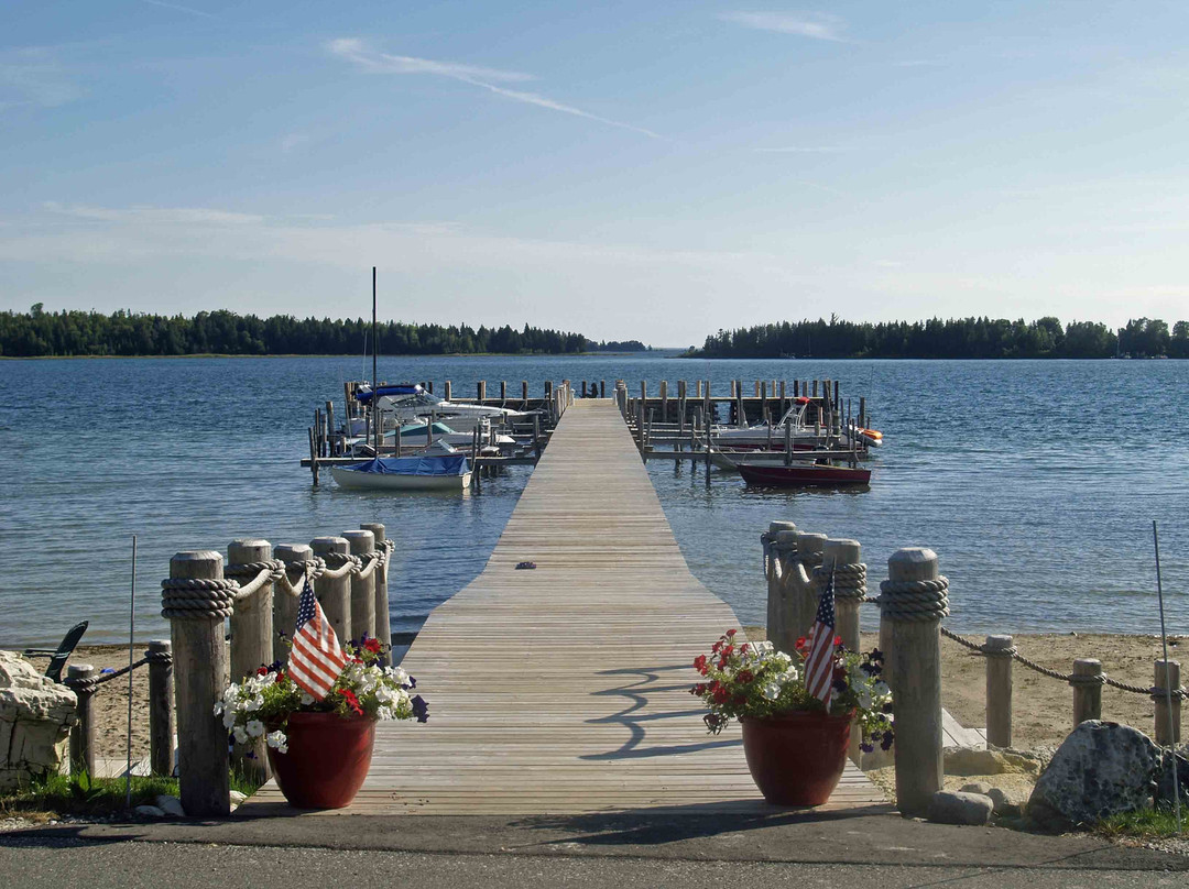 Hessel On The Lake