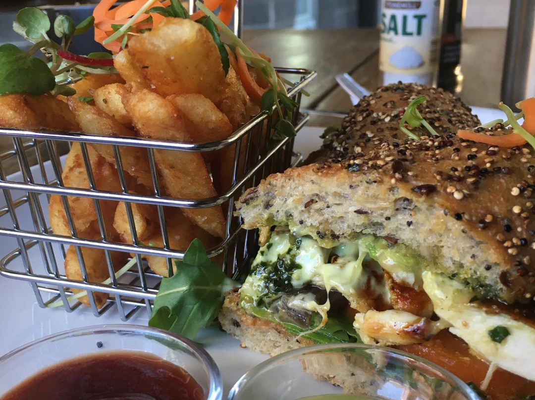 Nerang餐馆和美食-Cadence