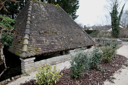 Lavoir Du Château-Dracy-le-Fort必去景点