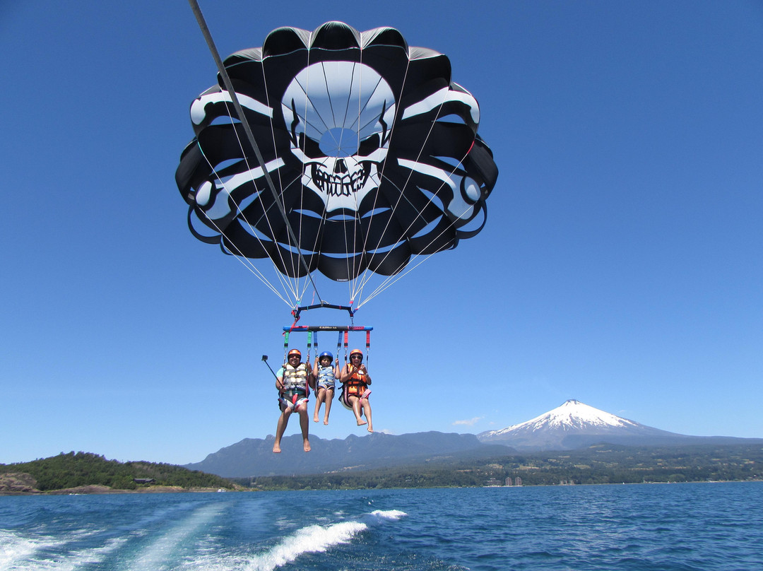 Pirate Parasailing-普孔必去景点