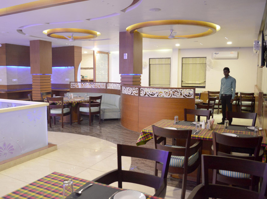 Hotel Surya Residency主图