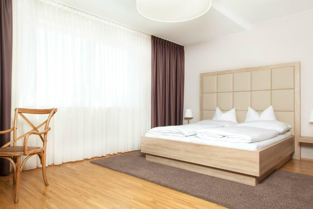 费尔德巴赫酒店住宿-Pfeiler's Burgerstuberl Hotel