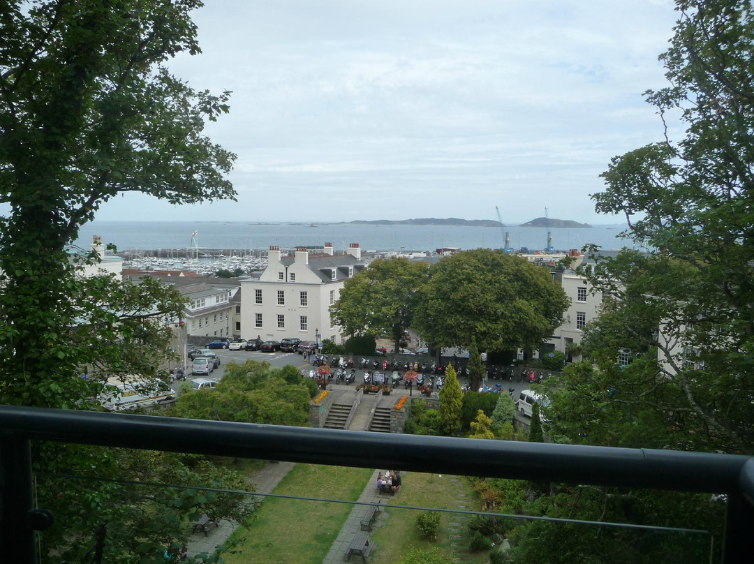 The Guernsey Tapestry景点图片