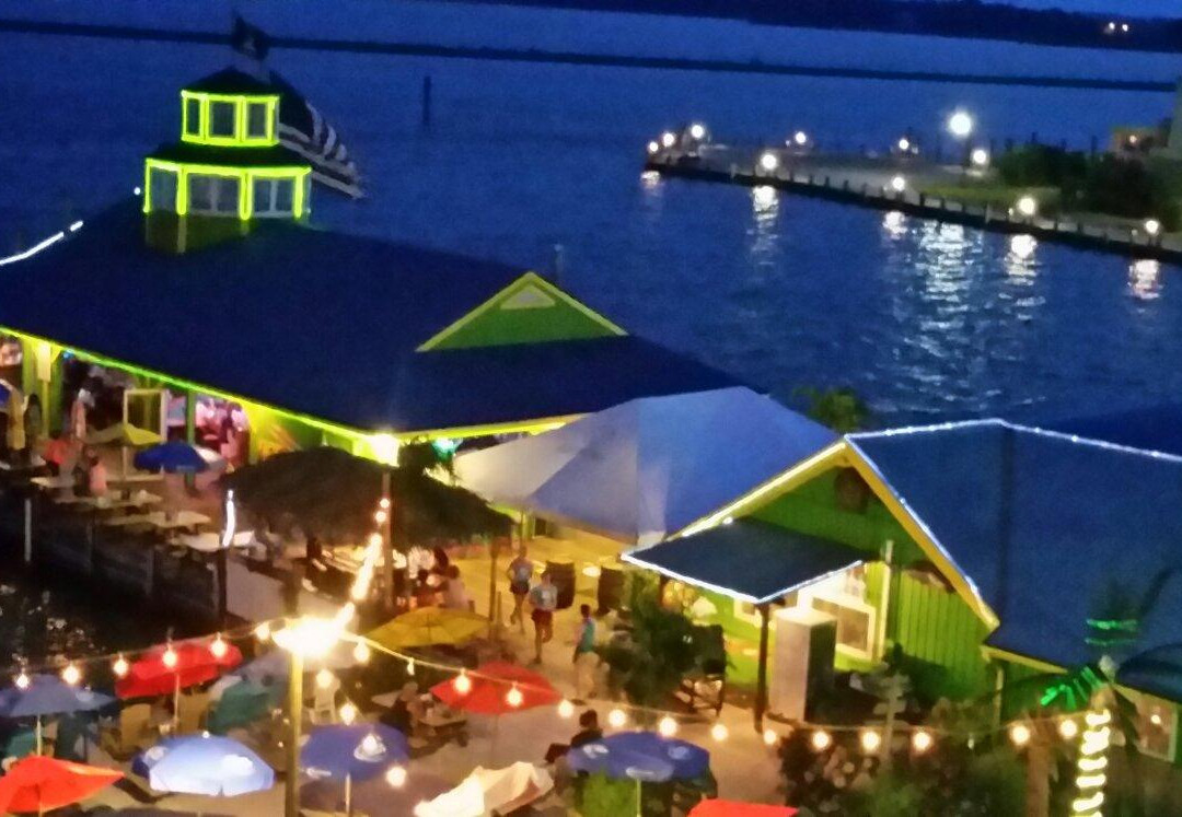 Jetty Dock Bar景点图片