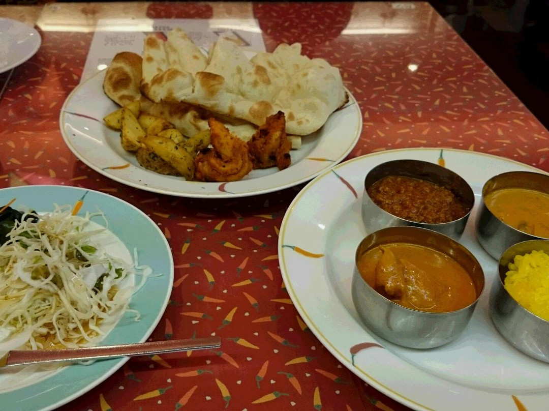 Harumi餐馆和美食-Bombay Cafe