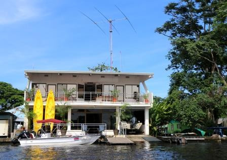 Tortuguero Adventures景点图片