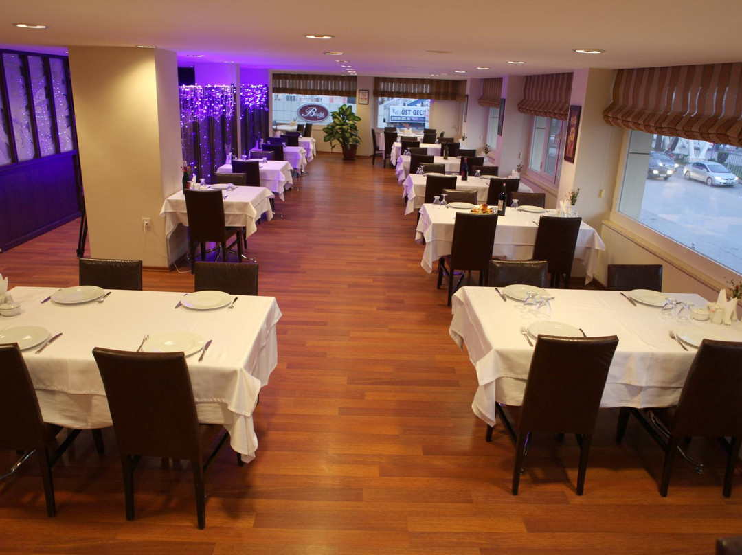 Sun Inn Otel
