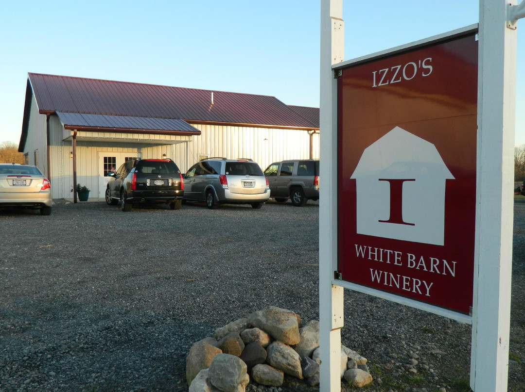 Izzo's White Barn Winery景点图片