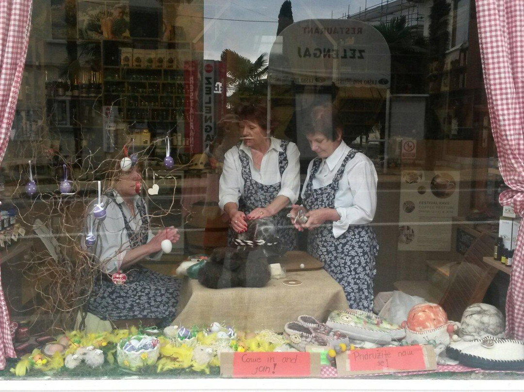 Manufaktura Souvenirs-欧帕提亚必去景点