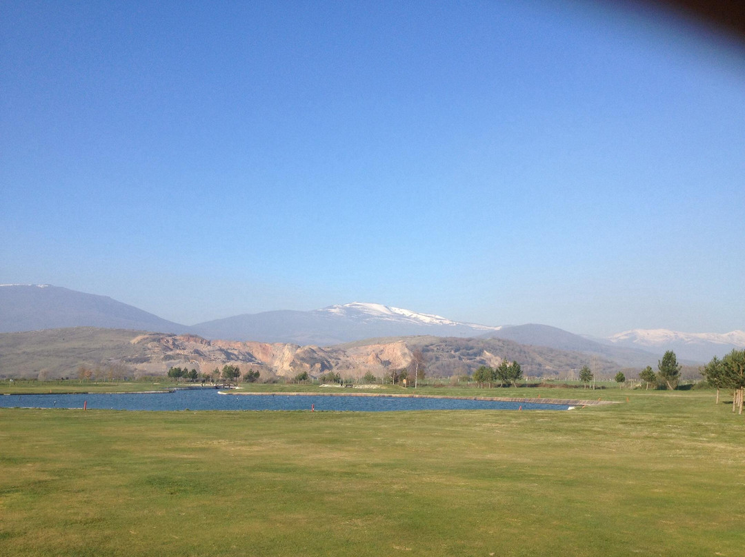 Campo De Golf Nestares-Nestares必去景点