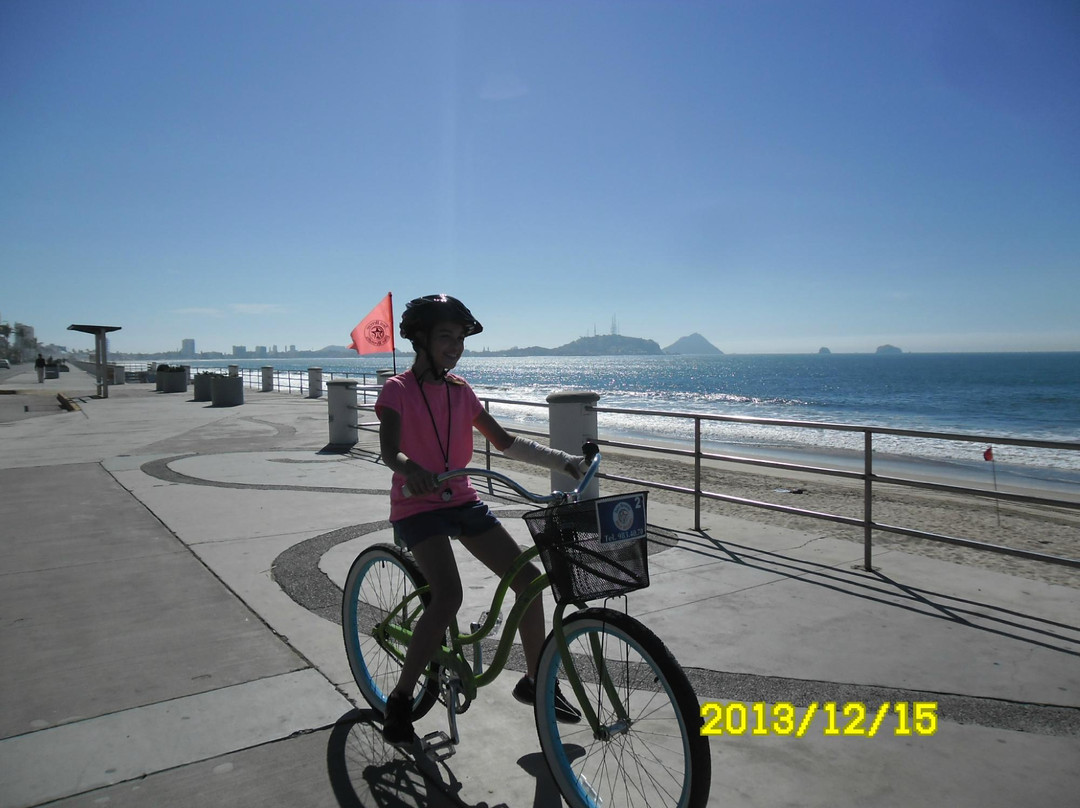 Sea Breeze Bike Rentals-马萨特兰必去景点