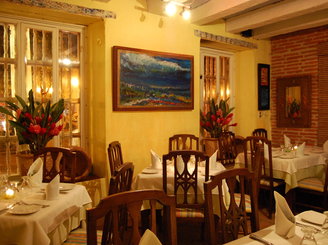 Juan del Mar Mesa Peruana