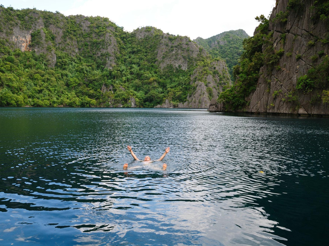 Barracuda Lake-科隆必去景点