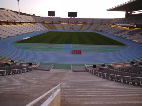 路易斯·孔帕尼斯奥林匹克体育场-巴塞罗那必去景点