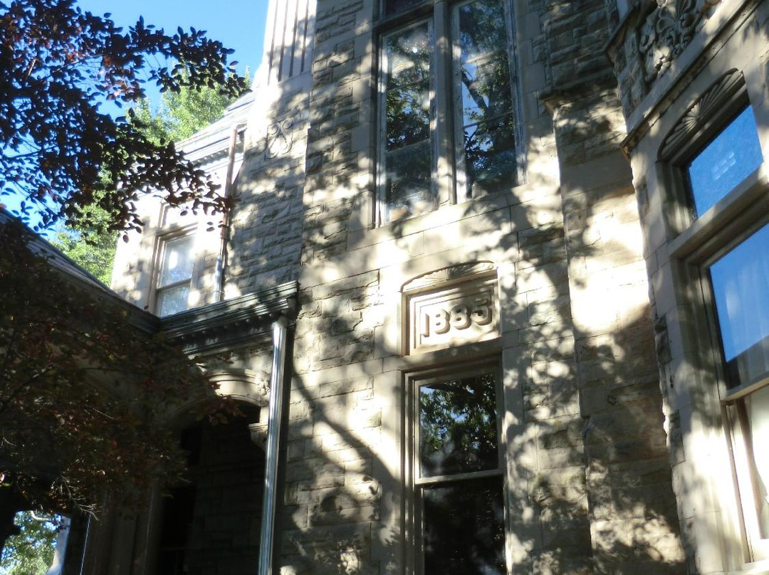 Hall Street Historic District-圣约瑟夫必去景点