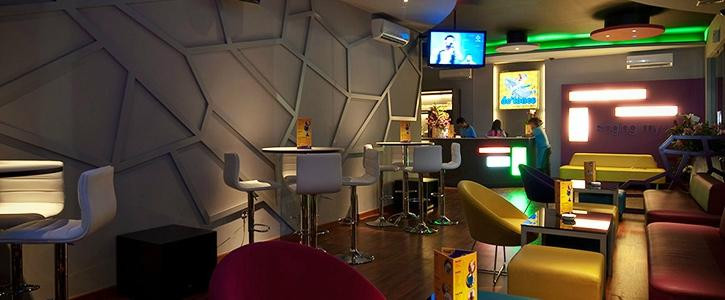 De'Tones Family Karaoke-坦格朗必去景点