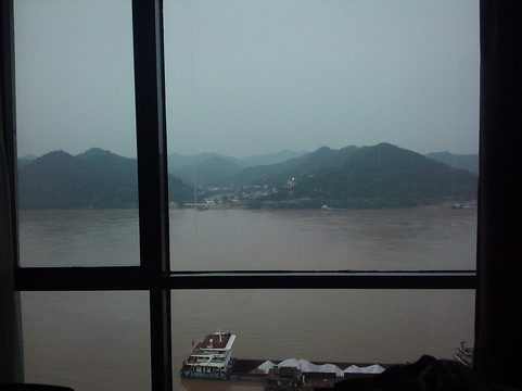 宜昌富力皇冠假日酒店(三峡游客中心伍家岗万达广场店)主图