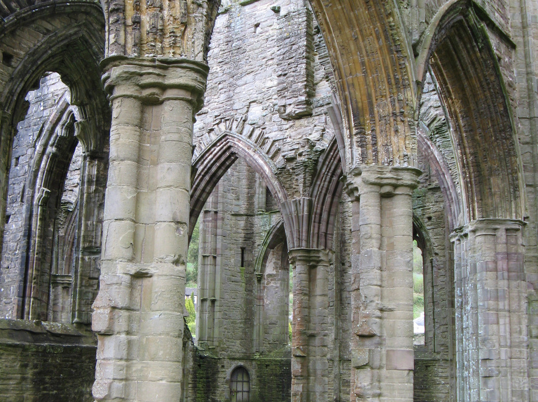 Tintern Abbey景点图片