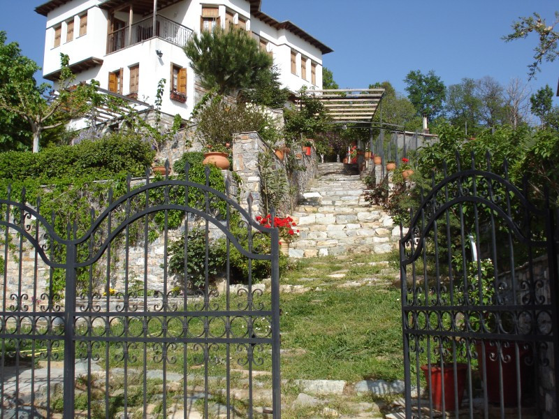 Theasis-Pelion