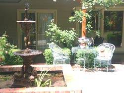 树顶家庭式旅馆主图