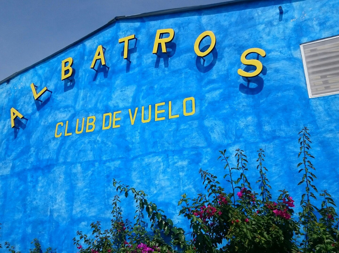 Aeroclub y Hotel Albatros